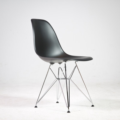 Krzesla DSW Steel czarne wynajem metalowe nogi mebli wypozyczalnia magnetic group sopot gdynia gdansk trojmiasto bydgoszcz torun plock olsztyn szczecin warszawa lodz 2