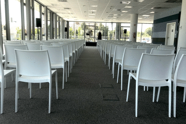 Krzesla-Rio-Konferencja-Wynajem-Mebli-Magnetic-Group-Wypozyczalnia-Mebli-Gdynia-Sopot-Gdansk-Trojmiasto