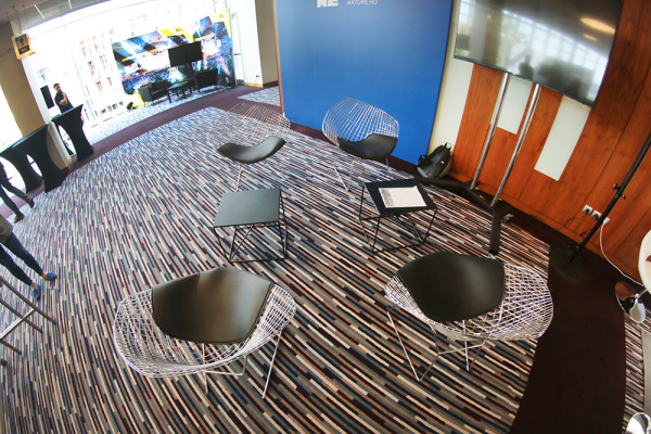 Fotele Diamond stoliki kawowe astro czarne Wypozyczalnia Mebli Magnetic Group Trojmiasto Gdynia Gdansk Sopot WYnajem Mebli
