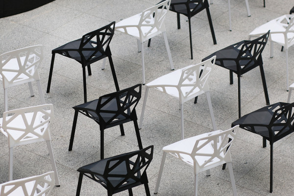Krzesla Geometric Wypozyczalnia Mebli Magnetic Group Trojmiasto Gdynia Gdansk Sopot WYnajem Mebli